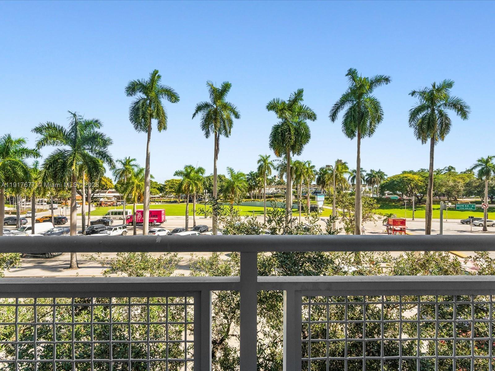 Building Photo - 253 NE 2nd St