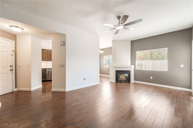 Building Photo - 1050 E Cactus Ave