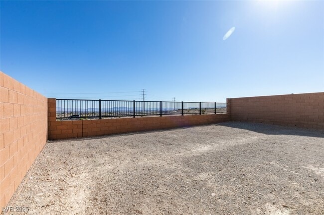 Building Photo - 5632 Hill Spire St