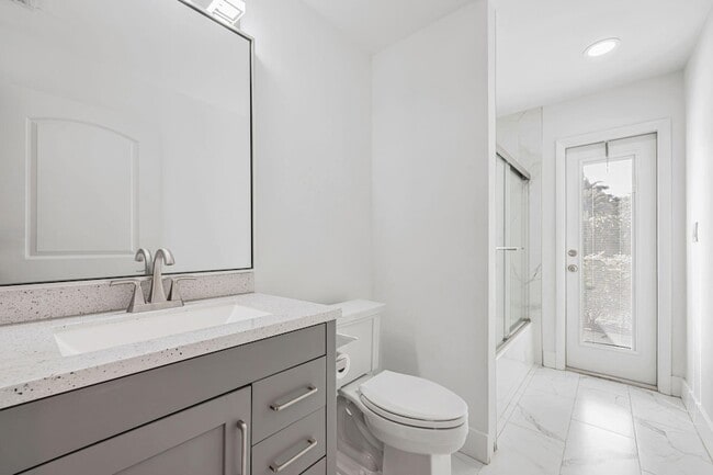 Building Photo - 21356 Summertrace Cir