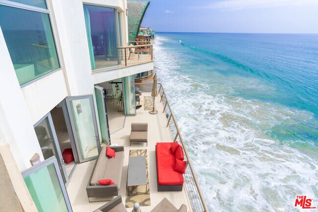 Building Photo - 27102 Malibu Cove Colony Dr
