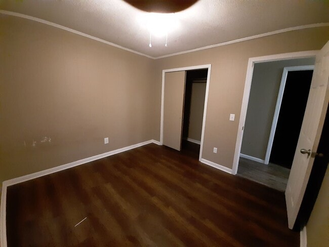 Building Photo - 205 Jim Denton