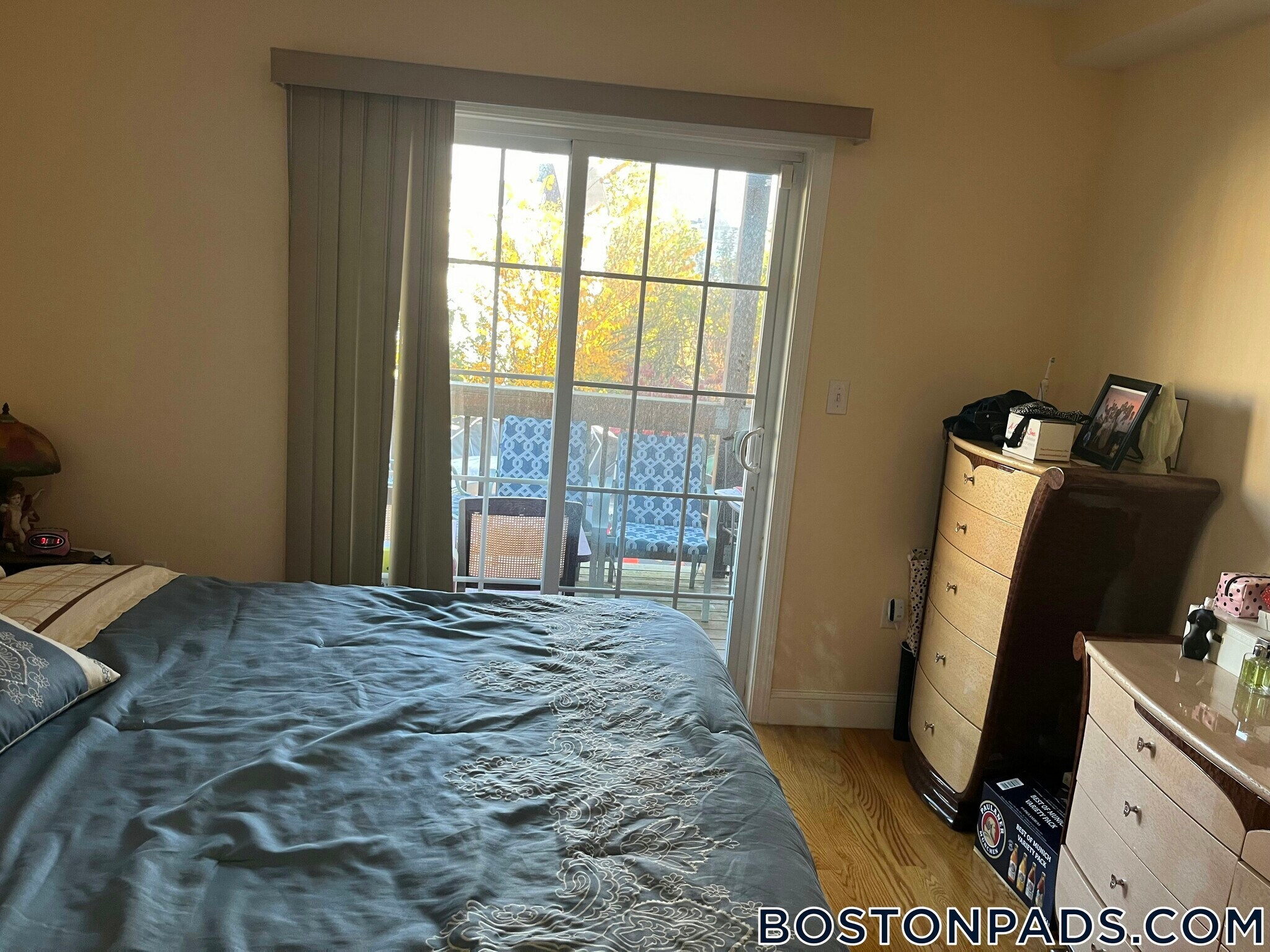 Building Photo - 207 Hillside St