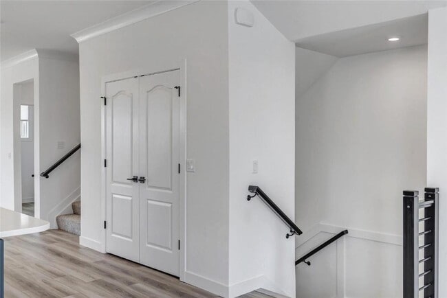 Building Photo - 16507 Honey Locust Dr