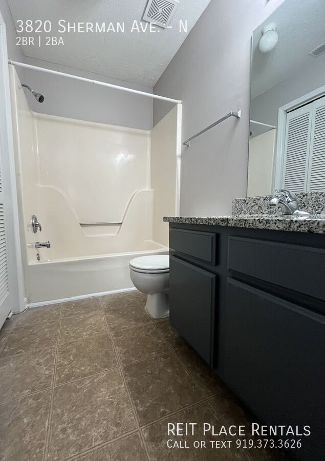 Building Photo - 3820 Sherman Ave