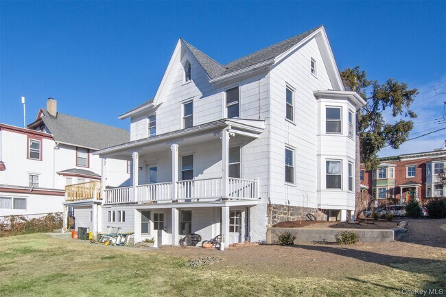 Building Photo - 9 N Buckhout St