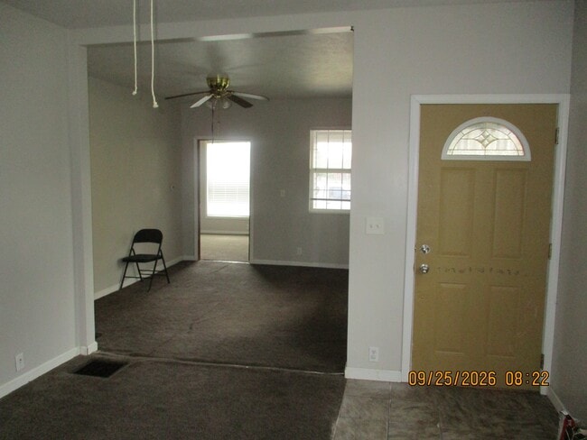 Building Photo - 611 Liberty Dr