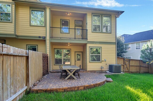 Building Photo - 222 Cheswood Forest Dr