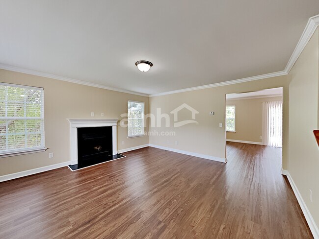 Building Photo - 982 Acadia Ct
