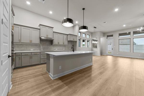 Building Photo - 3320 Abelia St