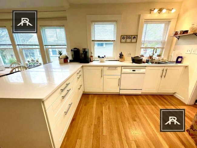 Primary Photo - 4 bedroom in Brookline MA 02446