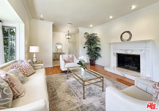 Building Photo - 3690 Crownridge Dr
