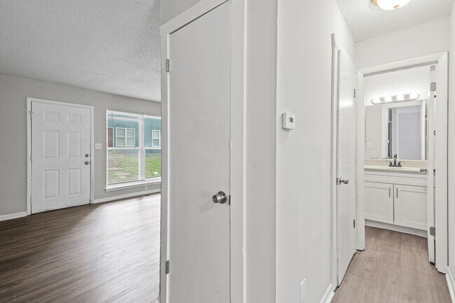 Building Photo - Summer Special! Spacious 3BR Townhome with New Upgrades + $250 Off First Month’s Rent