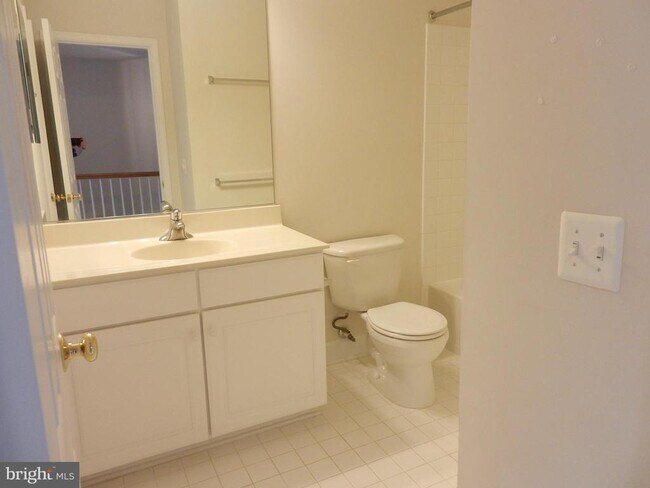 Building Photo - 13700 Maple Sugar Ln
