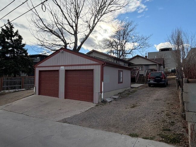 Building Photo - 1266 Osceola St