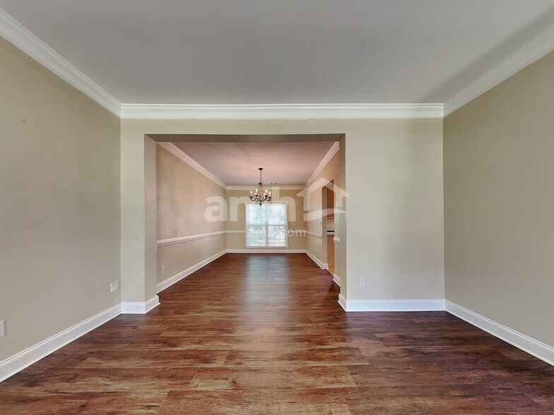 Building Photo - 2713 Cascade Bend Dr