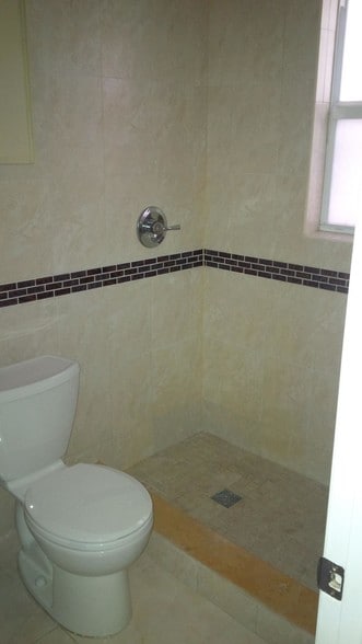 Building Photo - 3071 SW 27th Ave