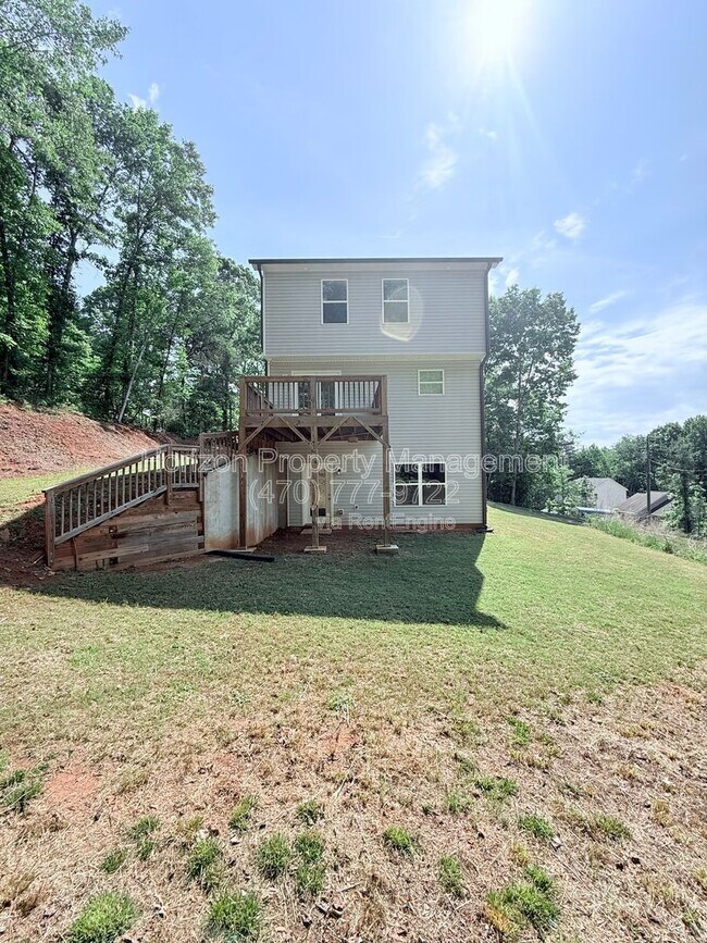 Building Photo - 6710 Sawnee Terrace