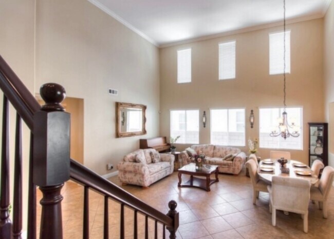 Building Photo - 13668 Amberview Pl