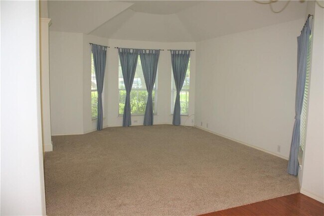 Building Photo - 4920 Calhoun Canyon Loop