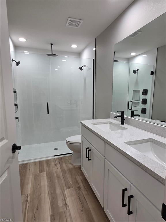 Building Photo - 118 NW 1st Pl