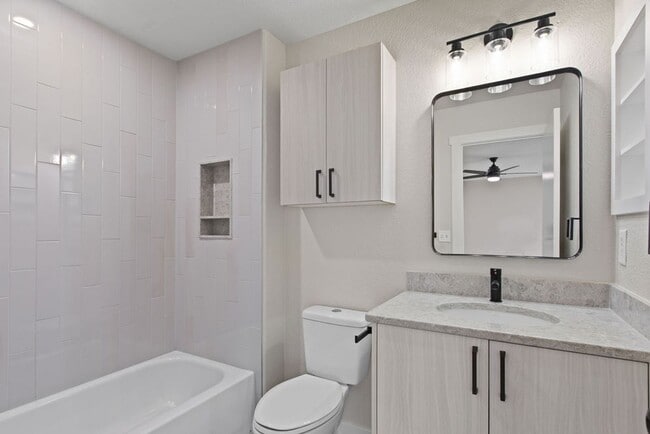 Building Photo - Beautifully Remodeled 3-Bedroom Townhome!