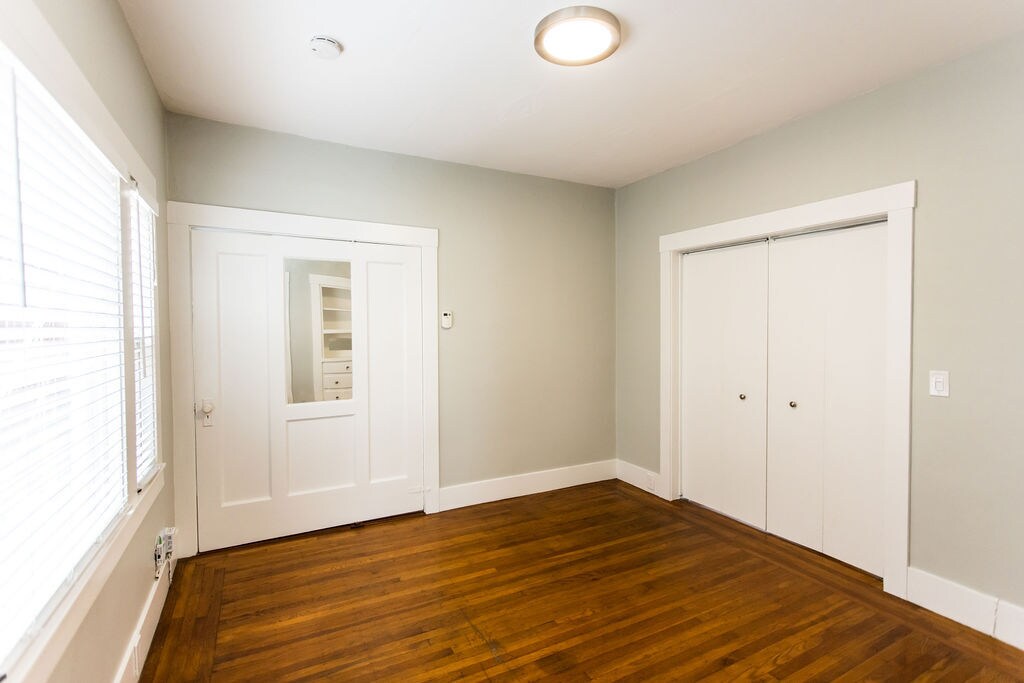 Building Photo - 2329 Parker St