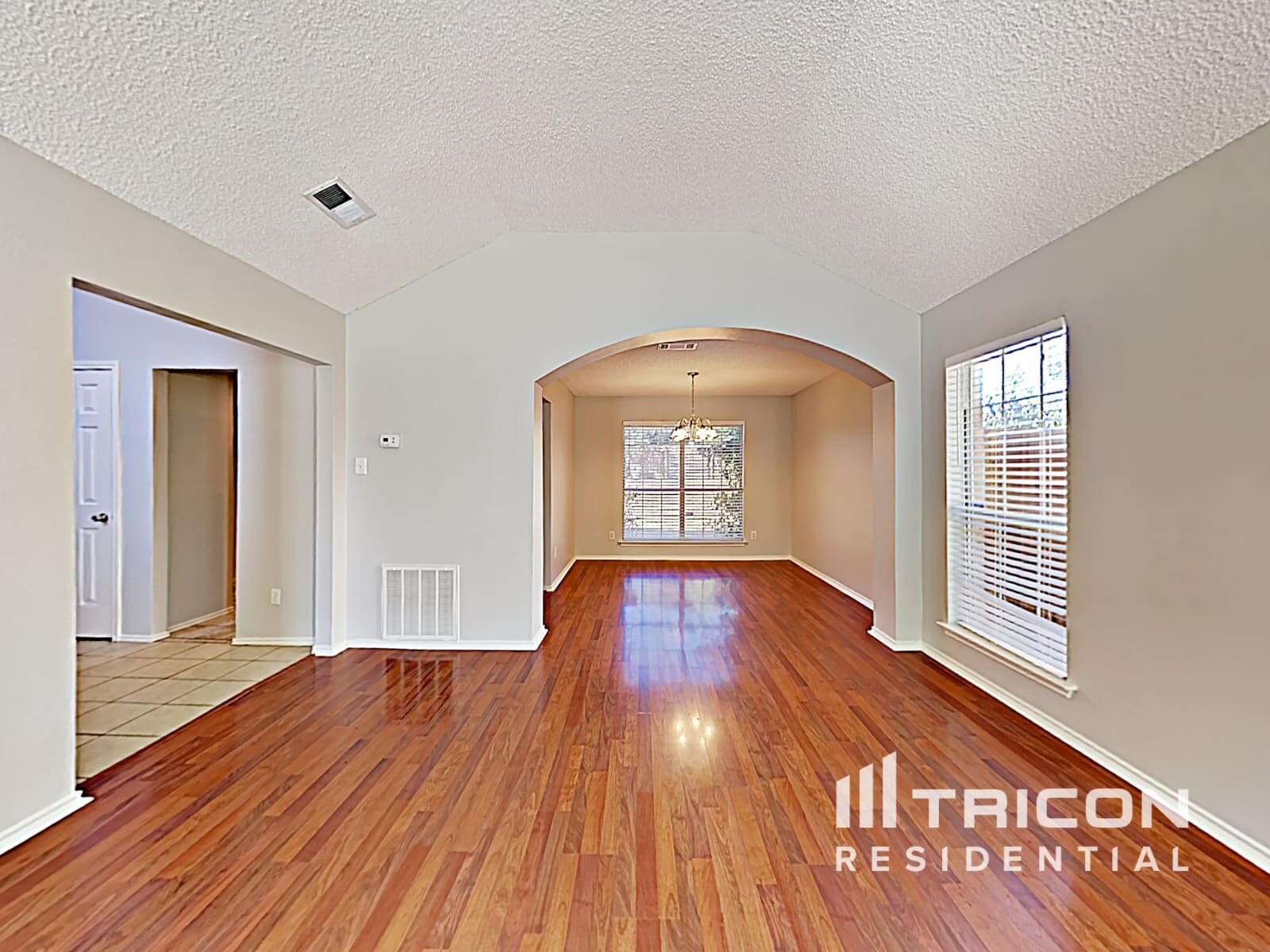 Building Photo - 1026 Chasemore Dr