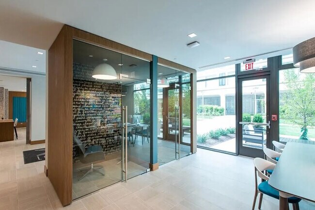 Building Photo - 301 M St SW