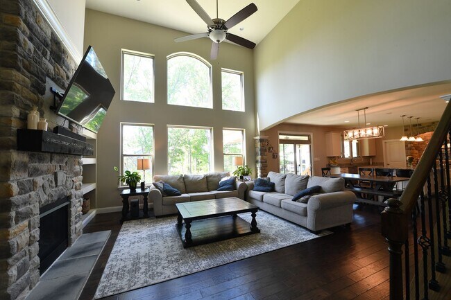 Building Photo - 72 Kimball Grove Ct