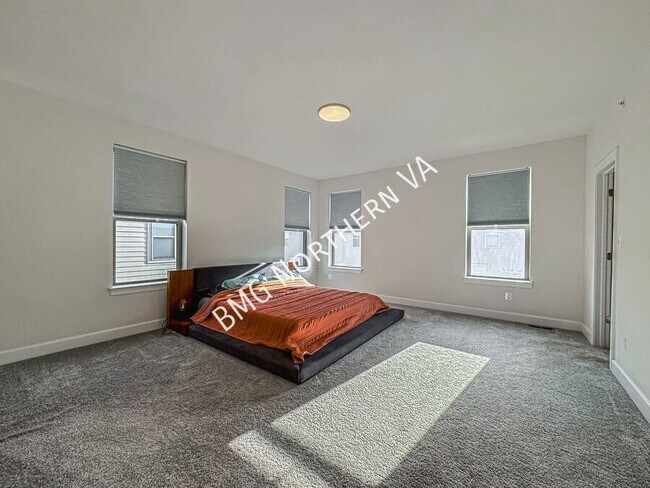 Building Photo - 10336 Ratcliffe Trl