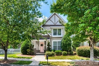 Building Photo - 13718 Aldenbrook Dr