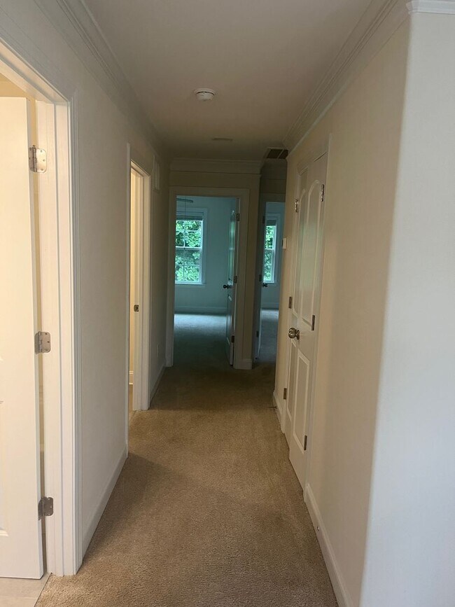 Building Photo - Brick Townhome in Walkertown NC