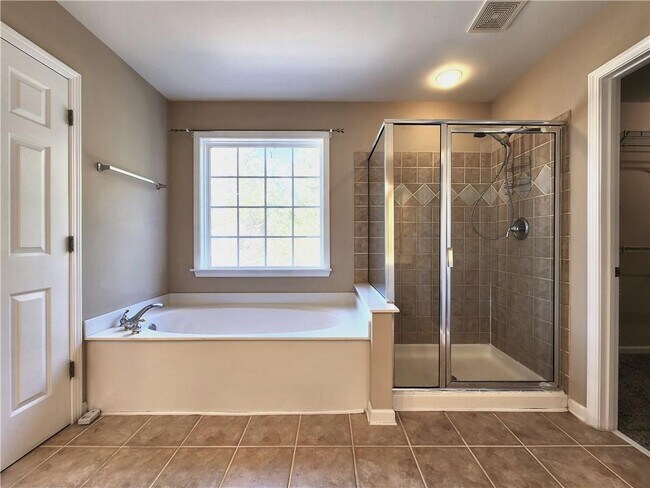 Building Photo - 11192 Peachcove Ct