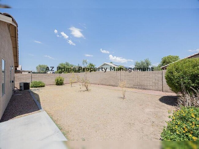 Building Photo - 13344 W Desert Ln