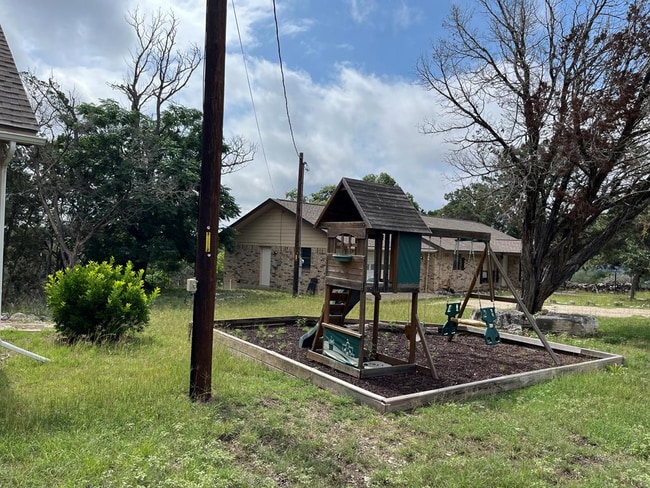 Building Photo - 577 Pleasant View Dr