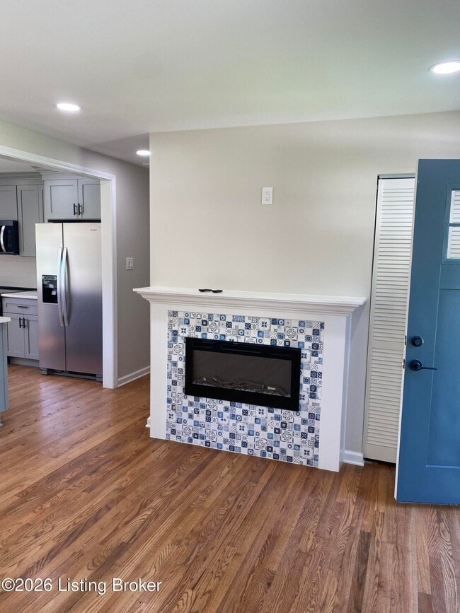 Building Photo - 6209 Dart Dr