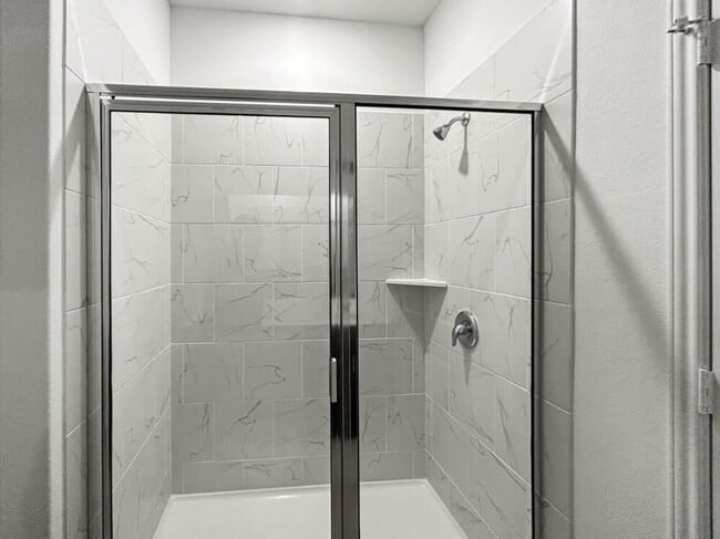 Building Photo - 1620 Brimhurst Dr