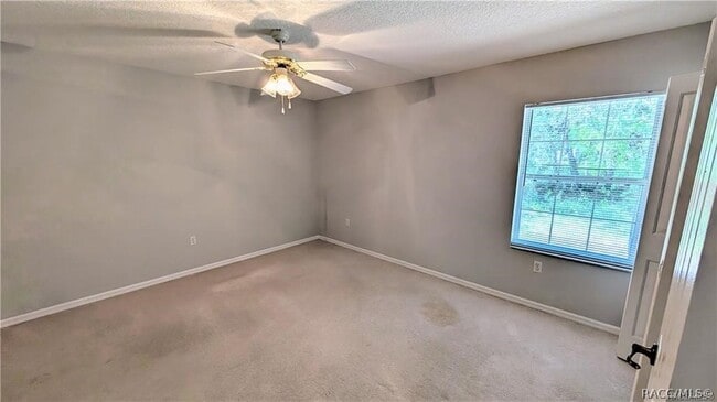 Building Photo - 4565 N Allamandra Dr