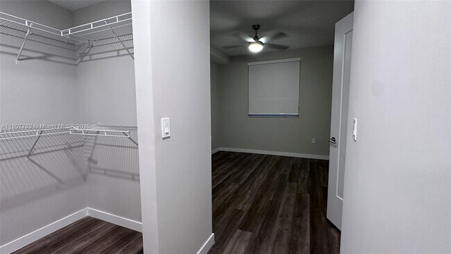 Building Photo - 25050 SW 136th Ave