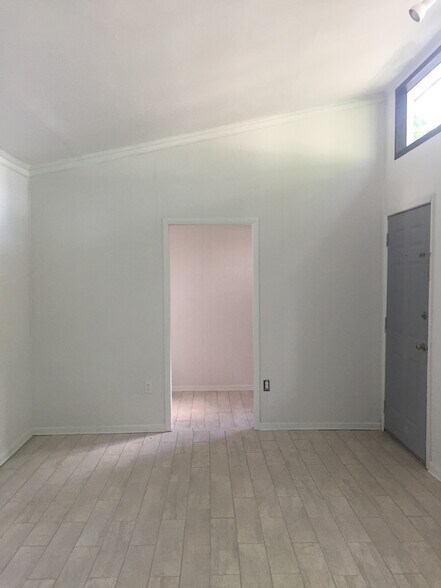 Back door (not visible) through small additional room opens out under carport - 1742 N Parkway
