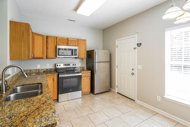 Building Photo - 5049 Cobblestone Creek Dr