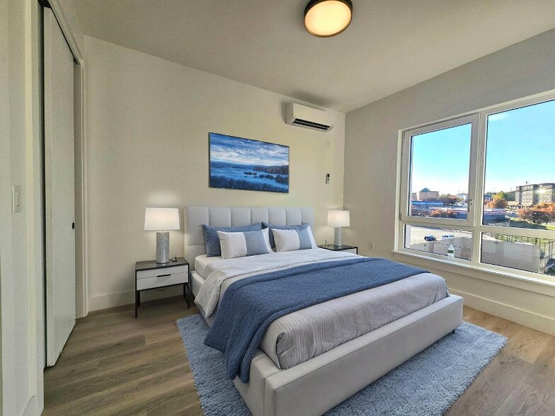 Building Photo - 19 Livingston St