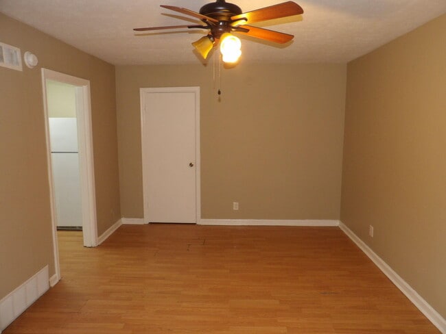 Building Photo - 720 Woodland Ave