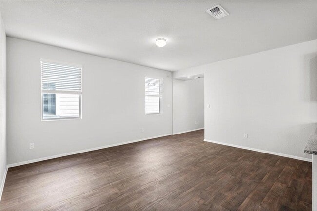 Building Photo - 2607 Totley Rd