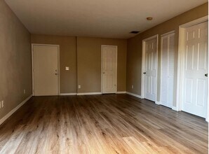 Building Photo - 2050 Oleander Blvd