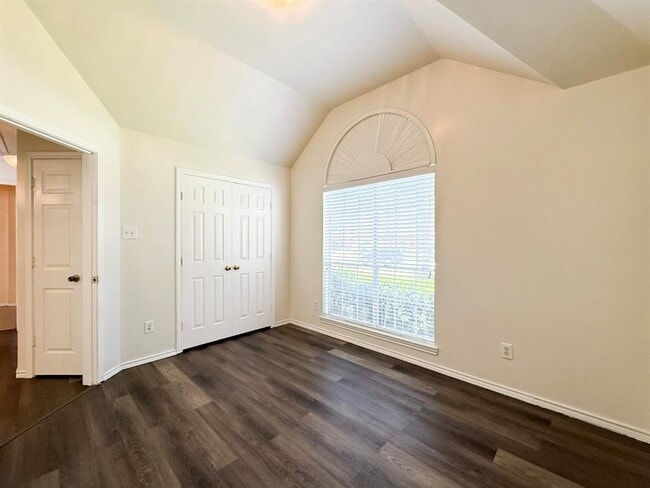 Building Photo - 2931 Quail Hawk Dr