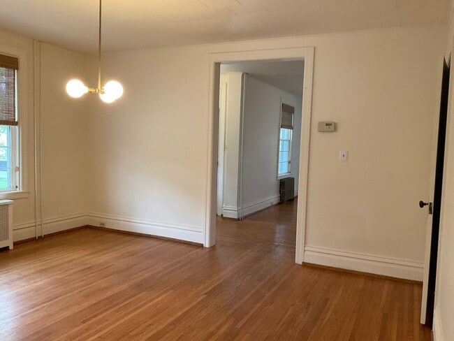 Building Photo - 229 Cocoa Ave