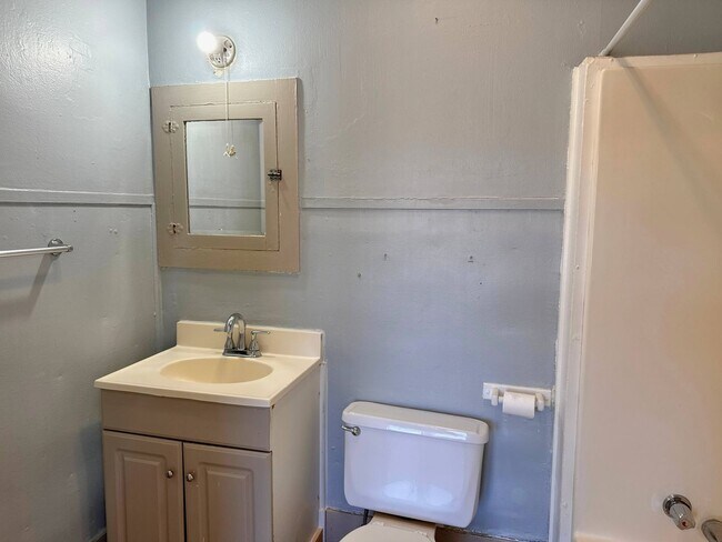 Building Photo - 2104 Ave A