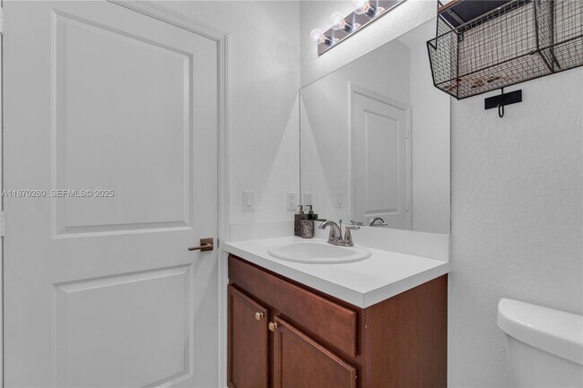 Building Photo - 3529 NW 29th Pl